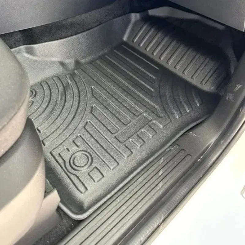 Tapete 3D a proteger a mala do carro contra líquidos e sujidade